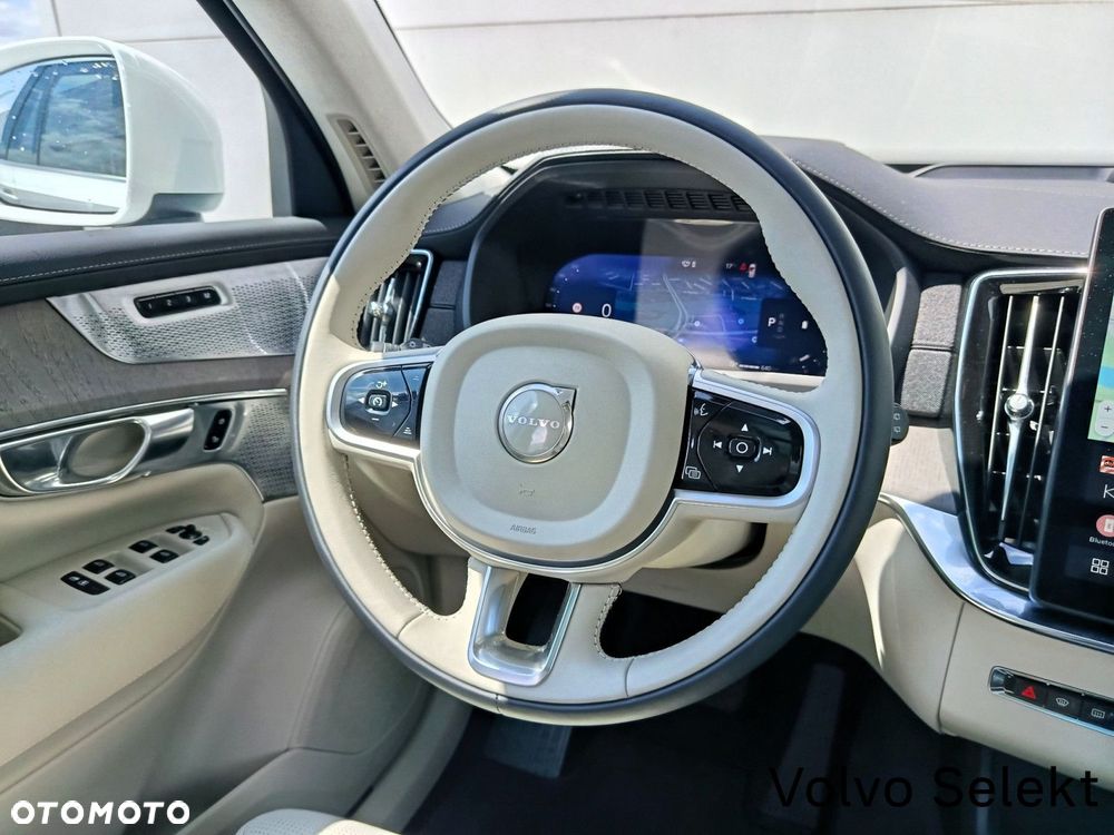 Volvo XC 90 - 26