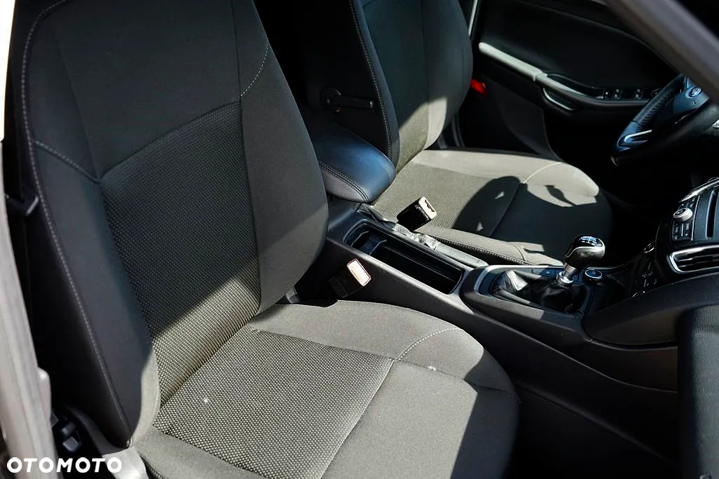 Ford Focus - 18