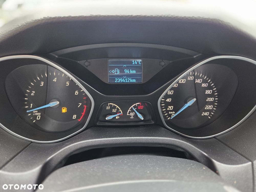 Ford Focus 1.6 EcoBoost Titanium - 19