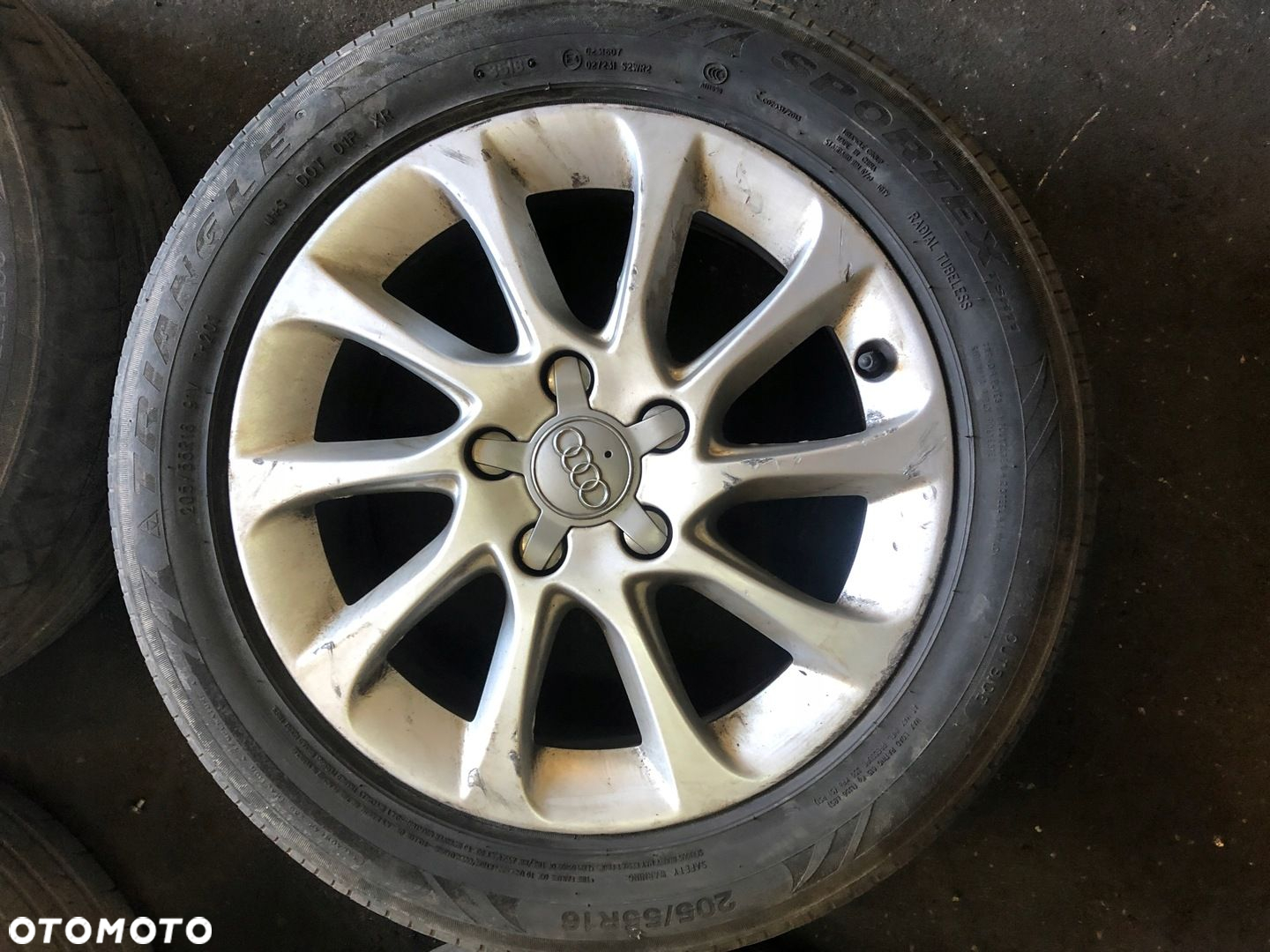 FELGI KOŁA AUDI 6.5Jx16H2 ET 46 8V0601025BM 5x112 - 7