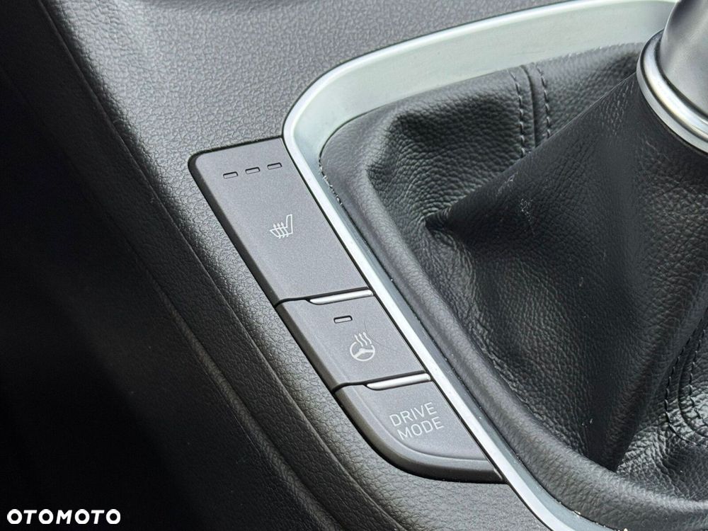 Hyundai i30 1.0 T-GDI Smart - 13