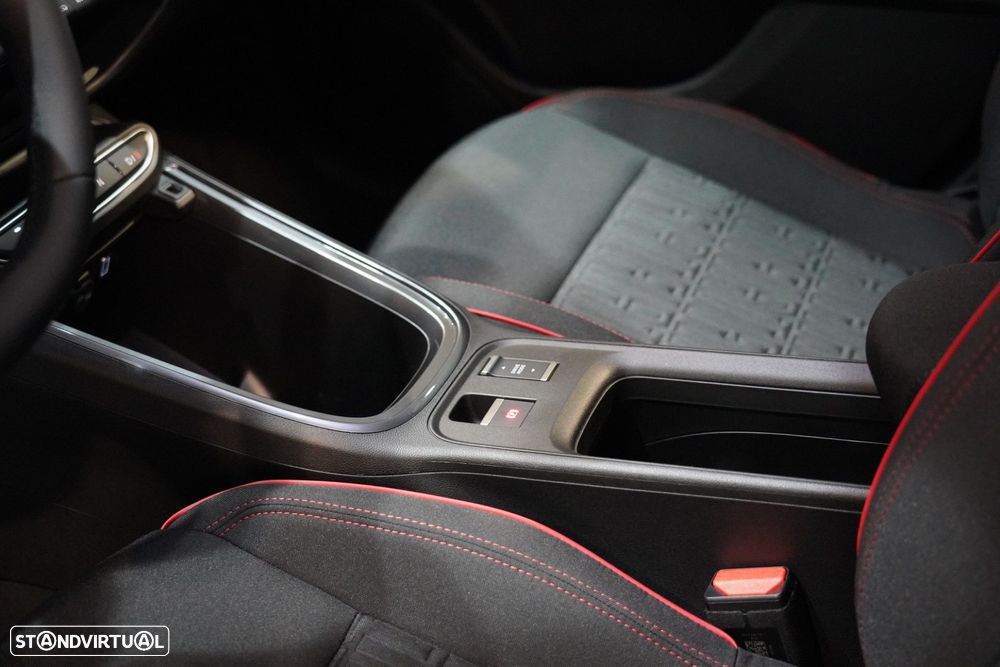 Fiat 600e 54 kWh (RED) - 21