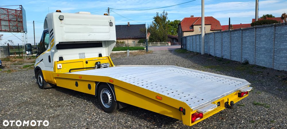 Iveco DAILY 35S18 - 9