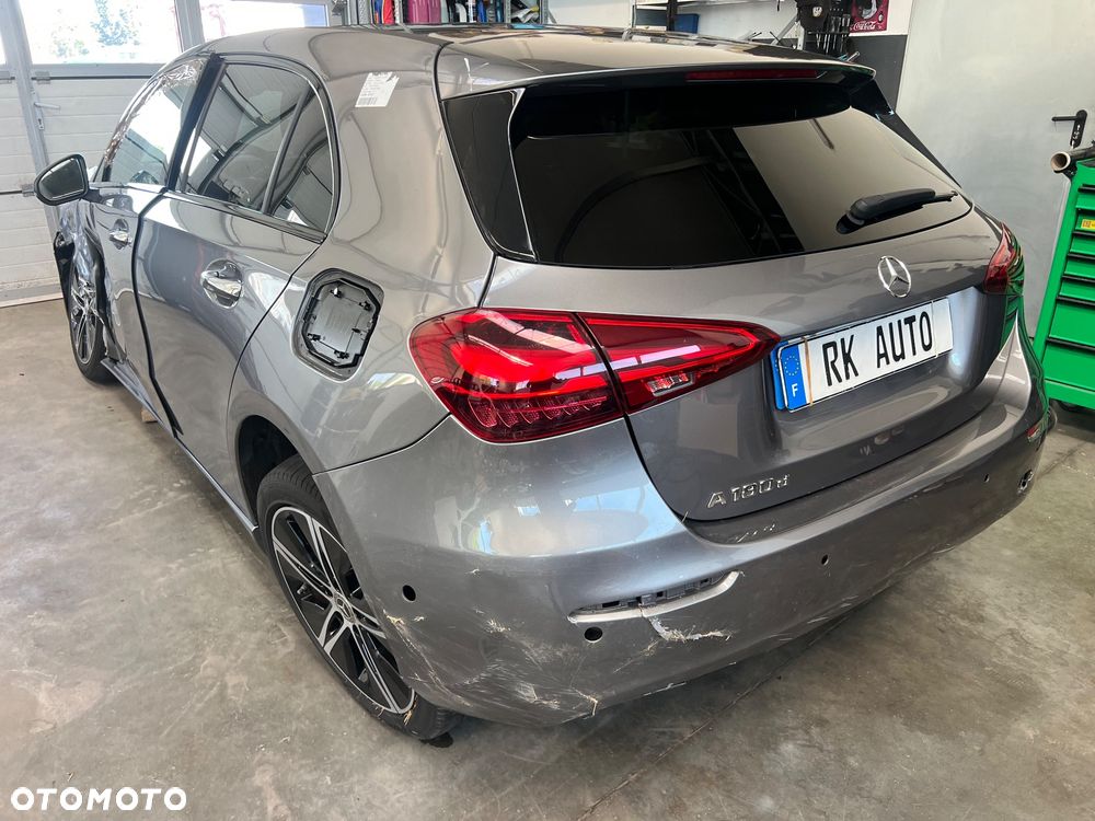 Mercedes-Benz Klasa A 200 d 8G-DCT Special Edition - 12