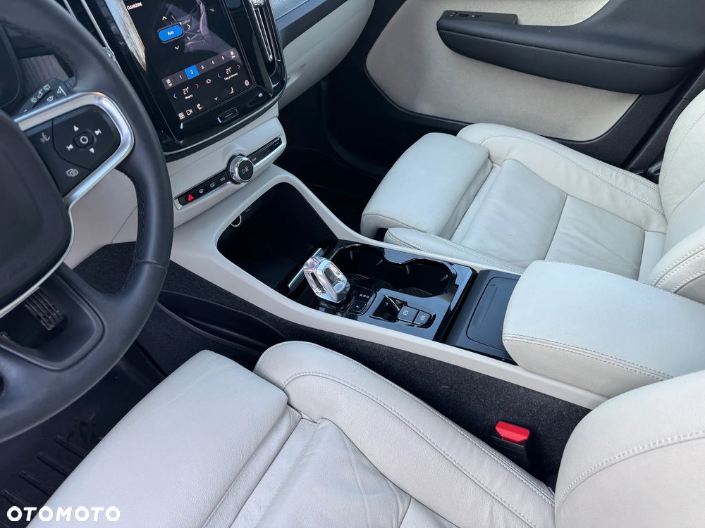 Volvo XC 40 T5 AWD Inscription - 21