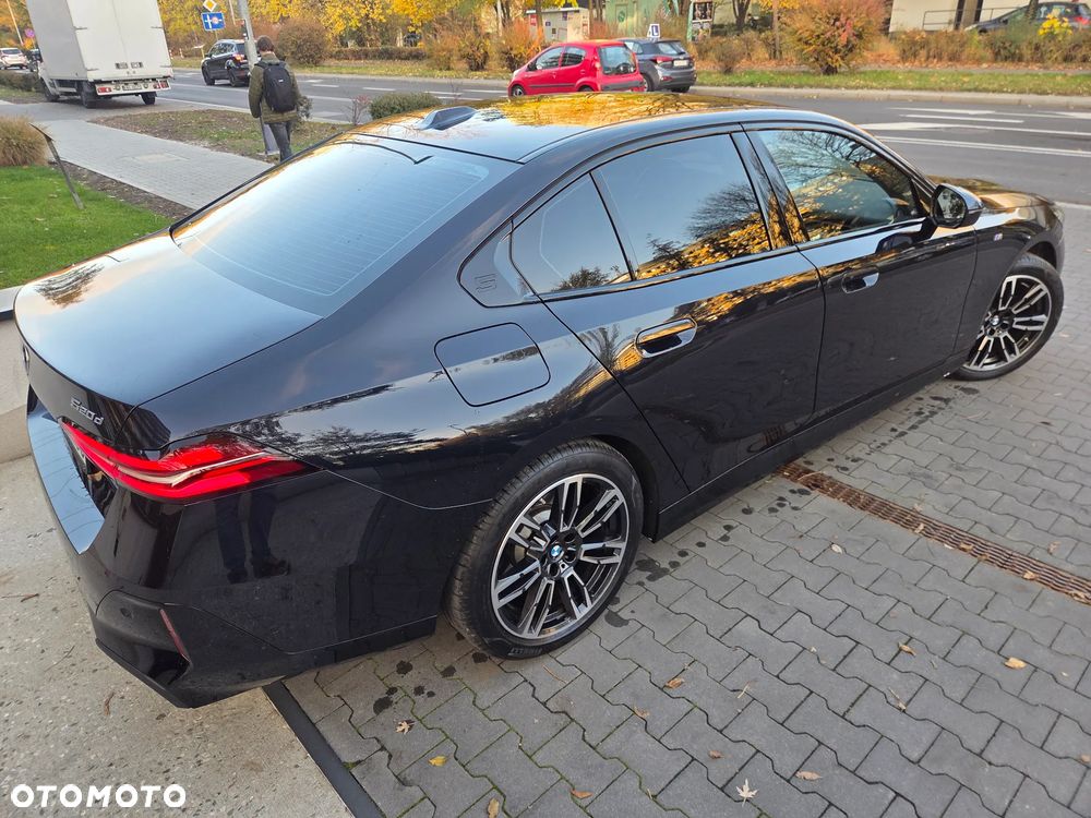 BMW Seria 5 520d xDrive mHEV M Sport - 24