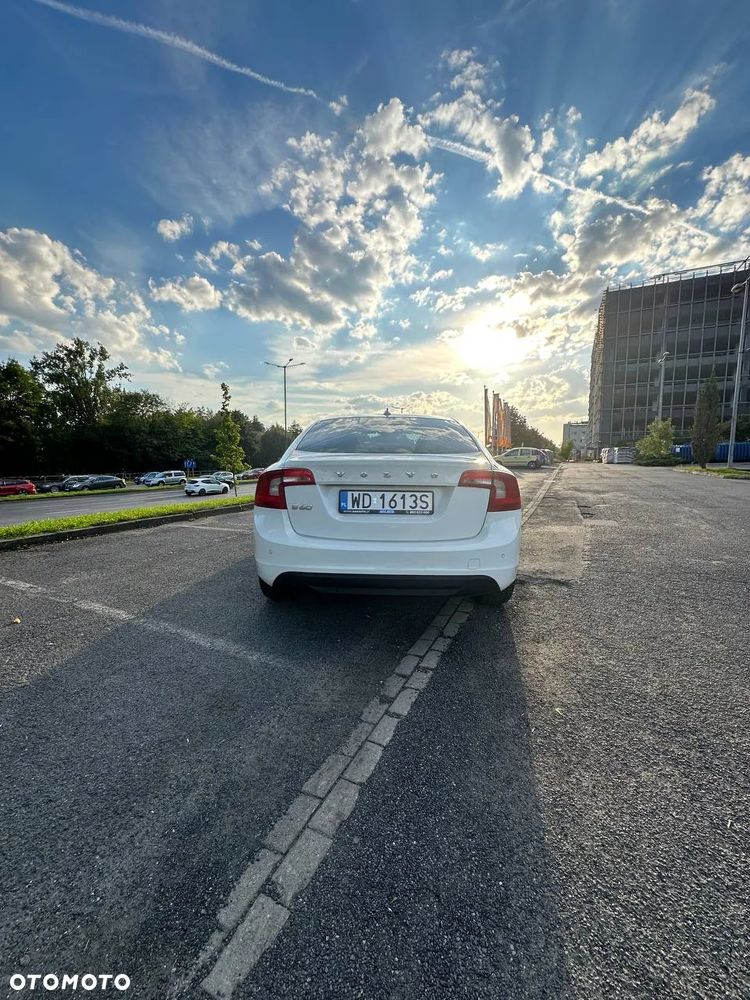 Volvo S60 D3 Summum - 6