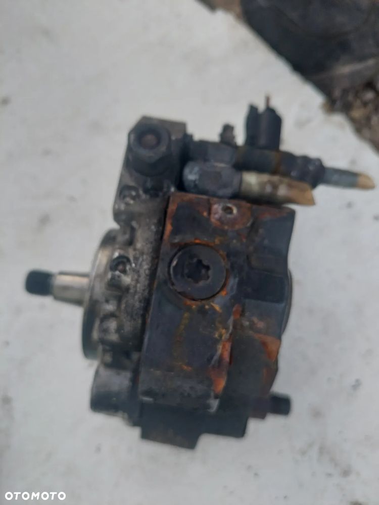 POMPA WTRYSKOWA BMW 2.0 D M47 7788670 - 3