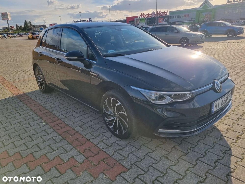 Volkswagen Golf VIII 1.5 eTSI EVO Style DSG - 18