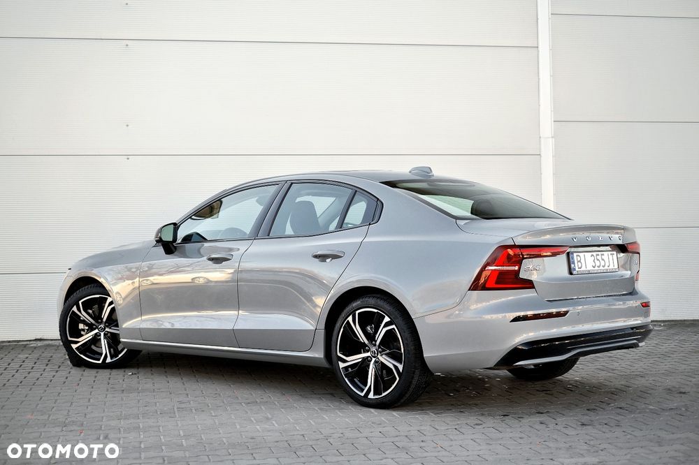 Volvo S60 B5 B Ultimate Dark - 14