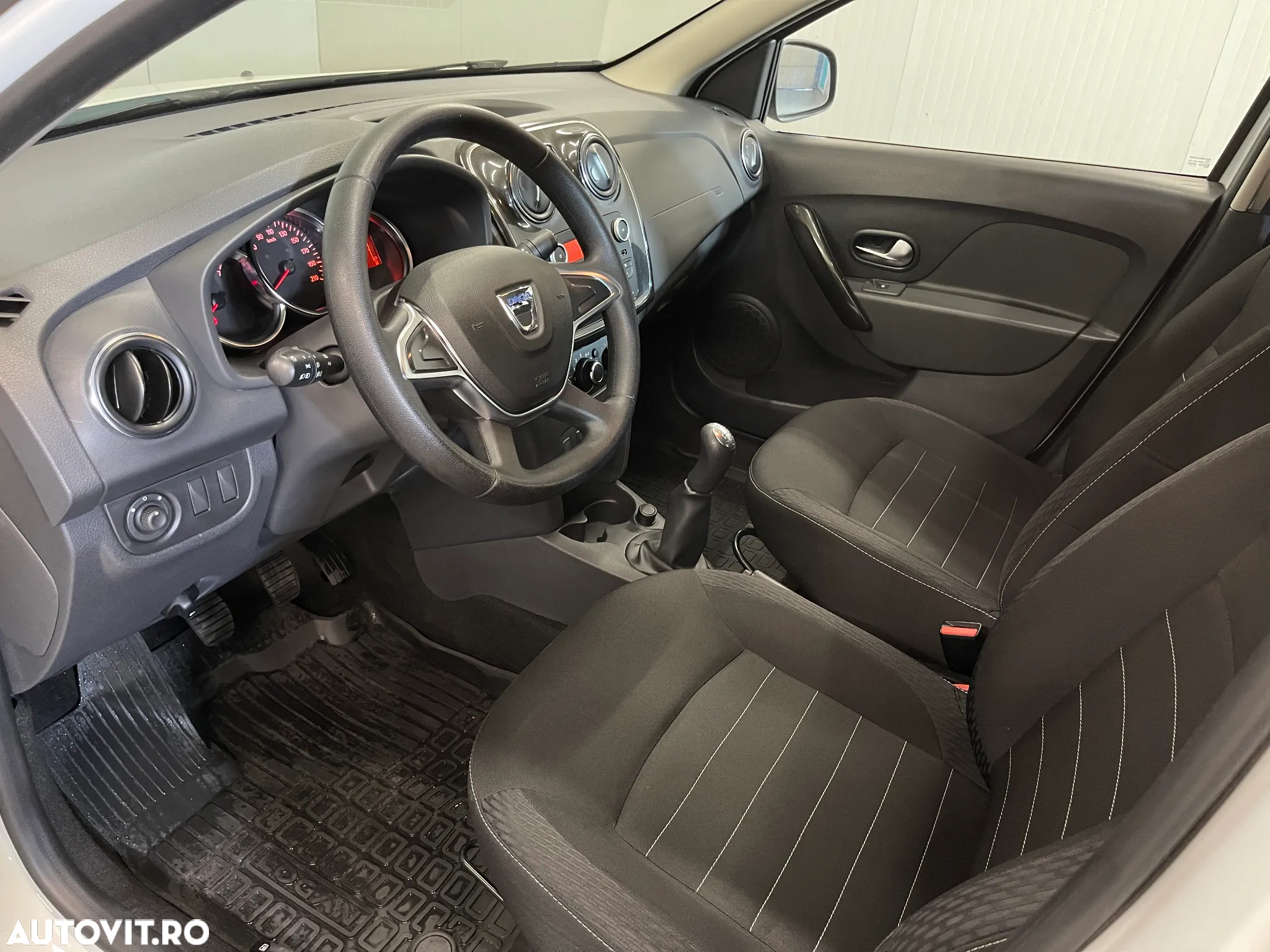Dacia Logan 1.5 Blue dCi Laureate - 5