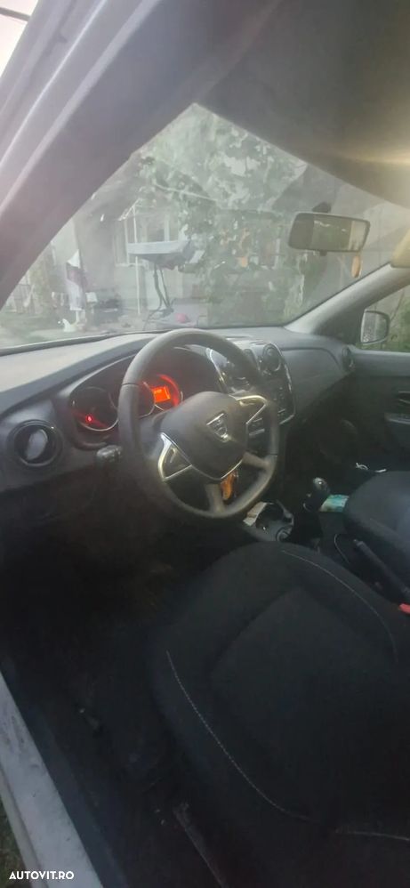 Dacia Logan - 6