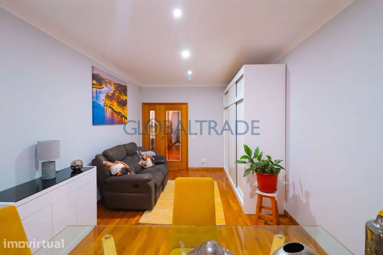 Apartamento T1 Renovado, Condomínio Fechado Vyla Penedo — Valadares - Grande imagem: 5/50