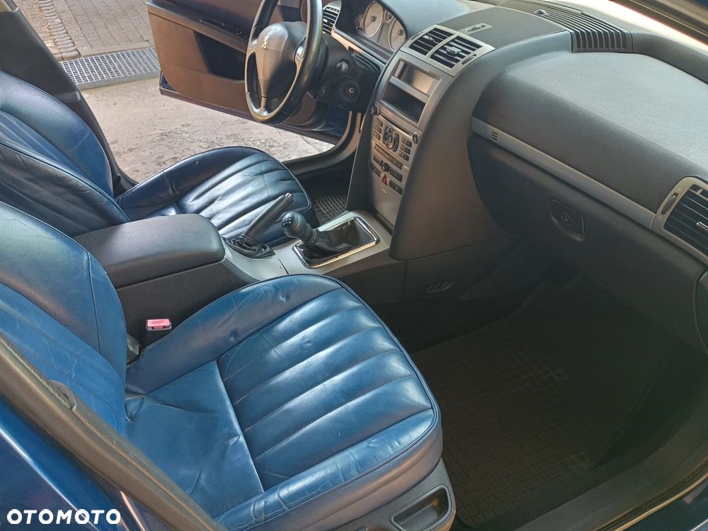 Peugeot 407 - 14