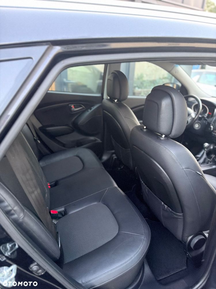 Hyundai ix35 blue 1.6 2WD Finale Silver - 8