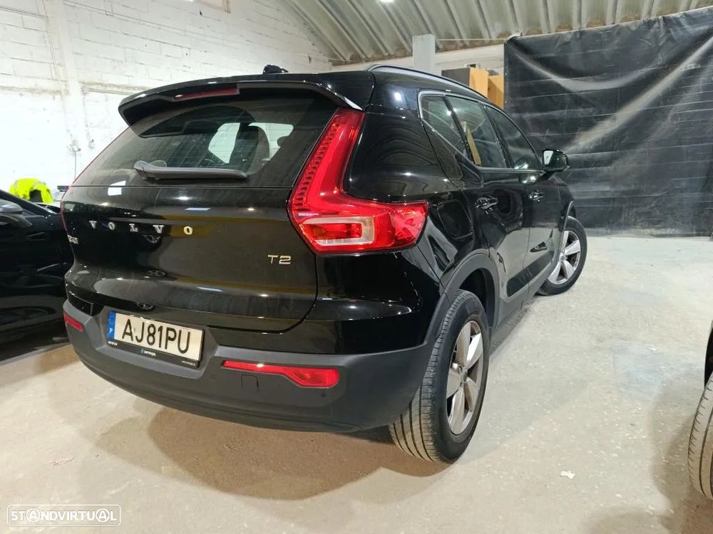 Volvo XC 40 1.5 T2 Core - 3
