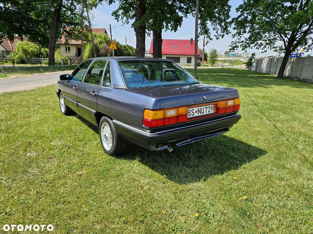 Audi 200 2.2 Turbo - 4