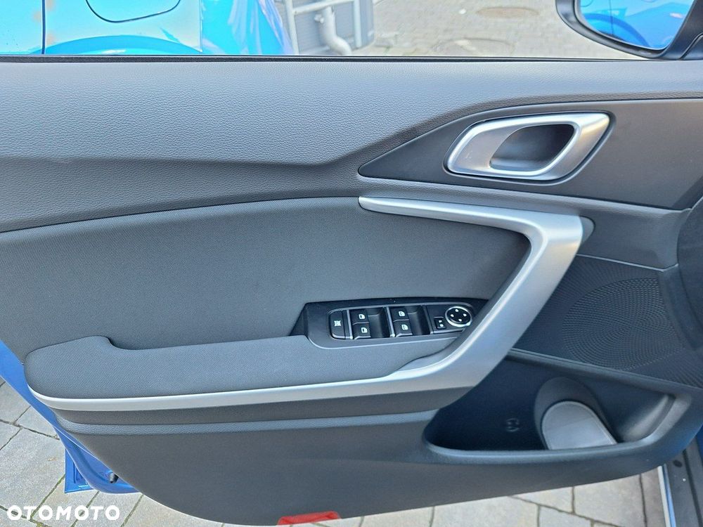 Kia XCeed - 17