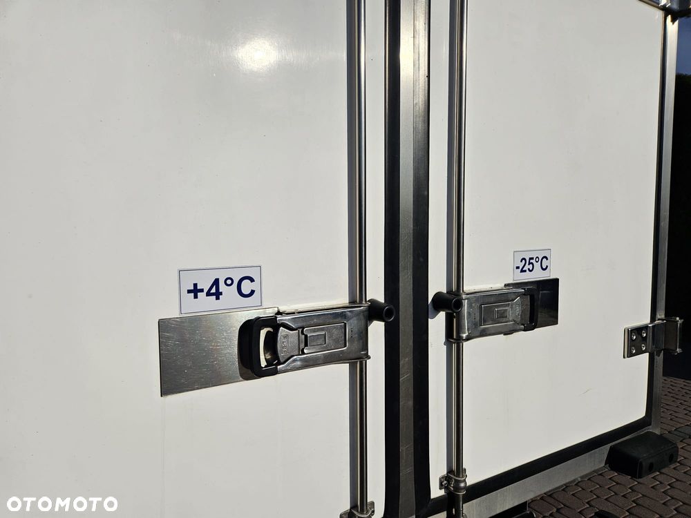 Iveco dailly chłodnia frigo rama - 7