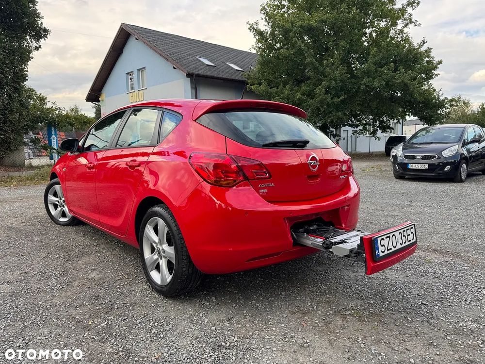 Opel Astra - 12