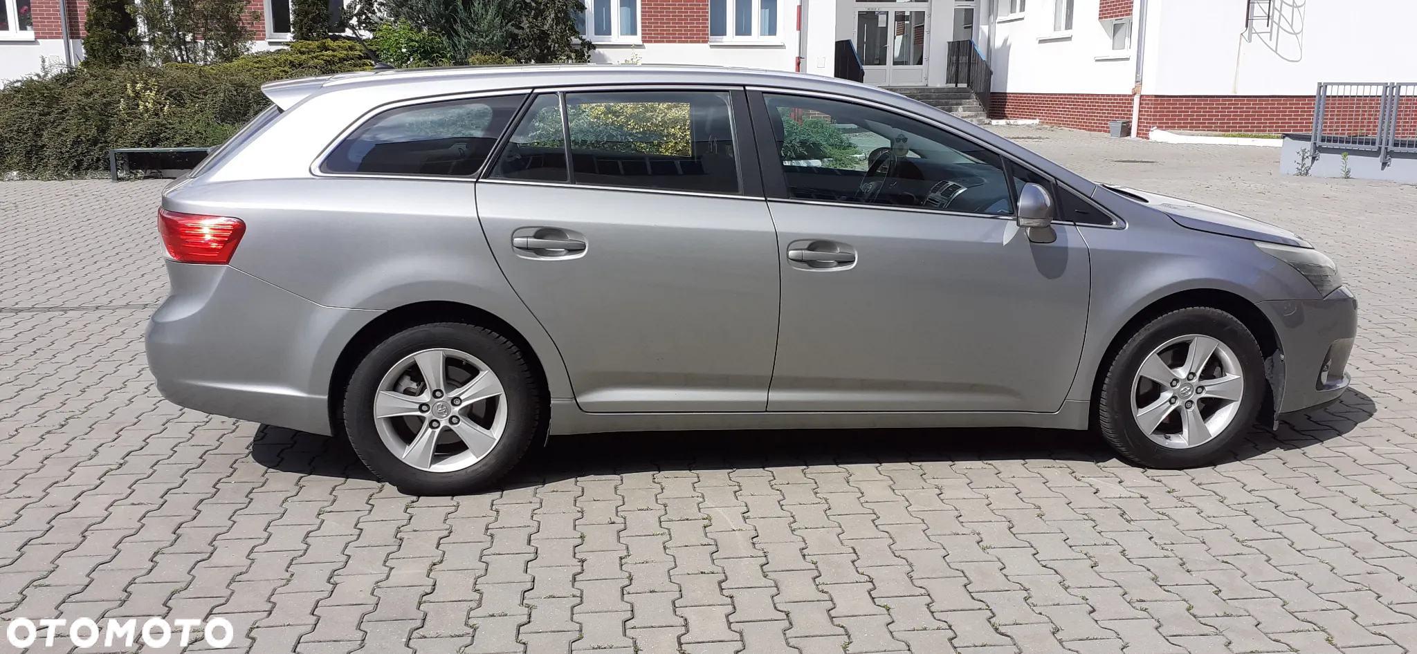 Toyota Avensis 1.8 Sol plus - 3
