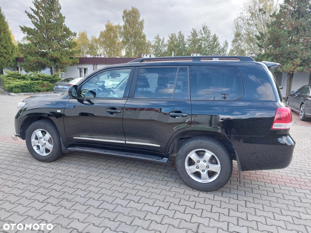 Toyota Land Cruiser LC 4.5 V8 D-4D Prestige Platinium 7os - 6