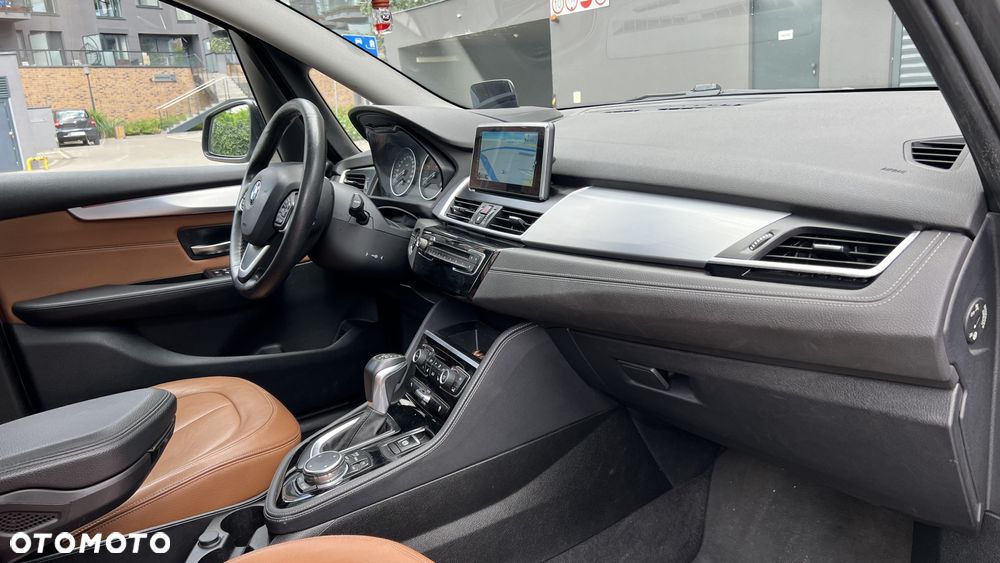 BMW Seria 2 220d xDrive Luxury Line - 11