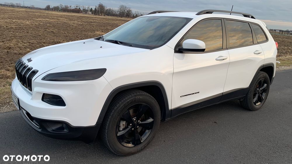 Jeep Cherokee - 1