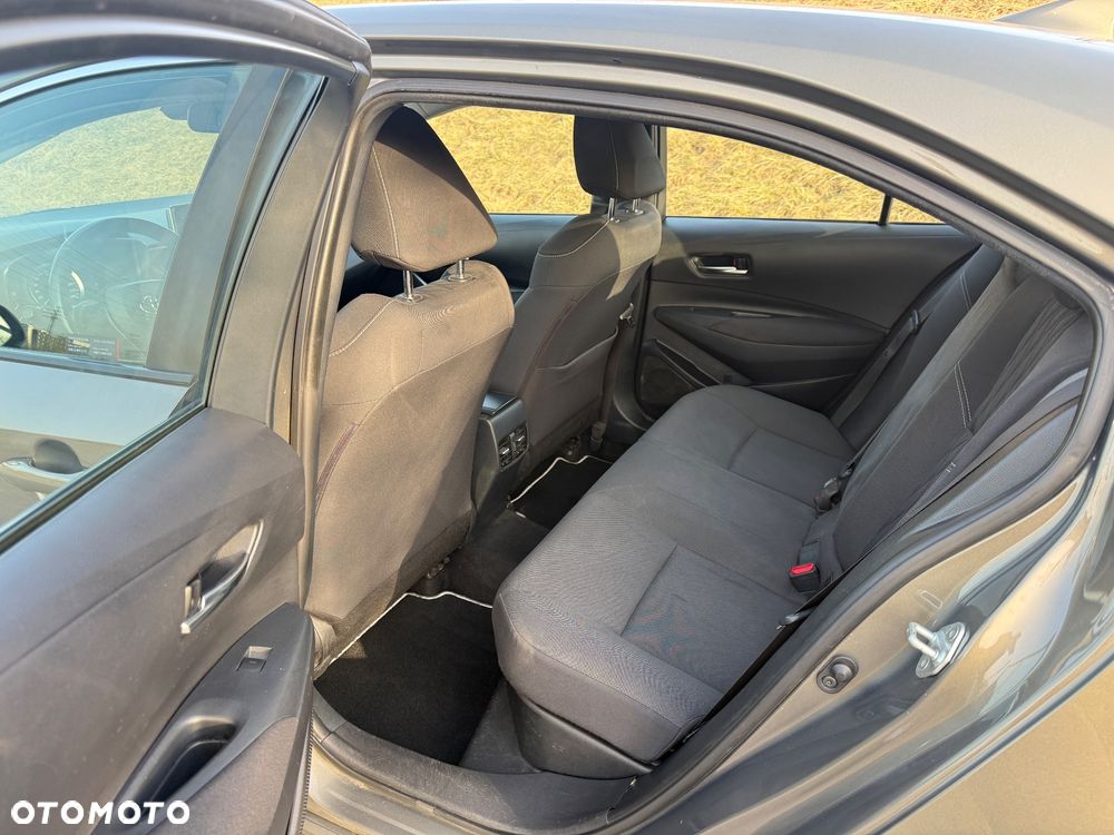 Toyota Corolla - 6
