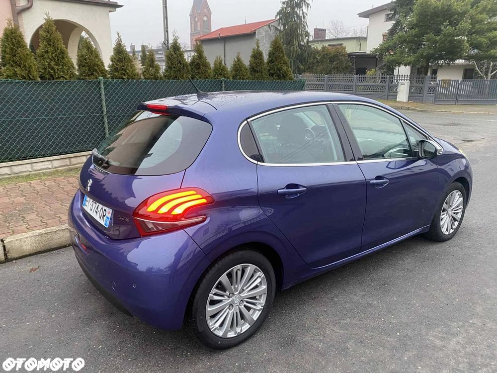 Peugeot 208 PureTech 82 Allure - 3