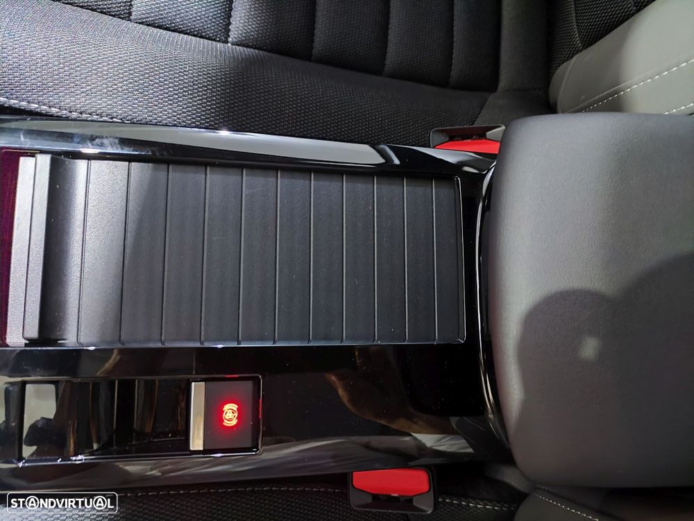 Citroën C4 1.2 Hybrid Plus e-DSC6 - 21