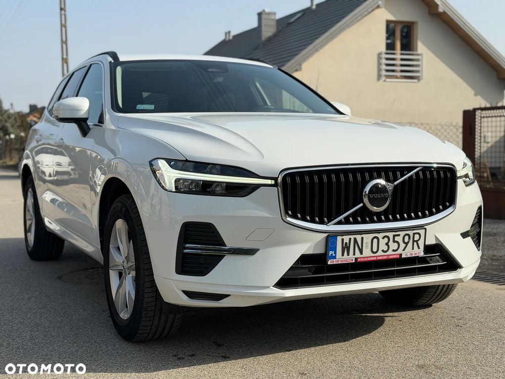 Volvo XC 60 B4 B Momentum Pro - 4