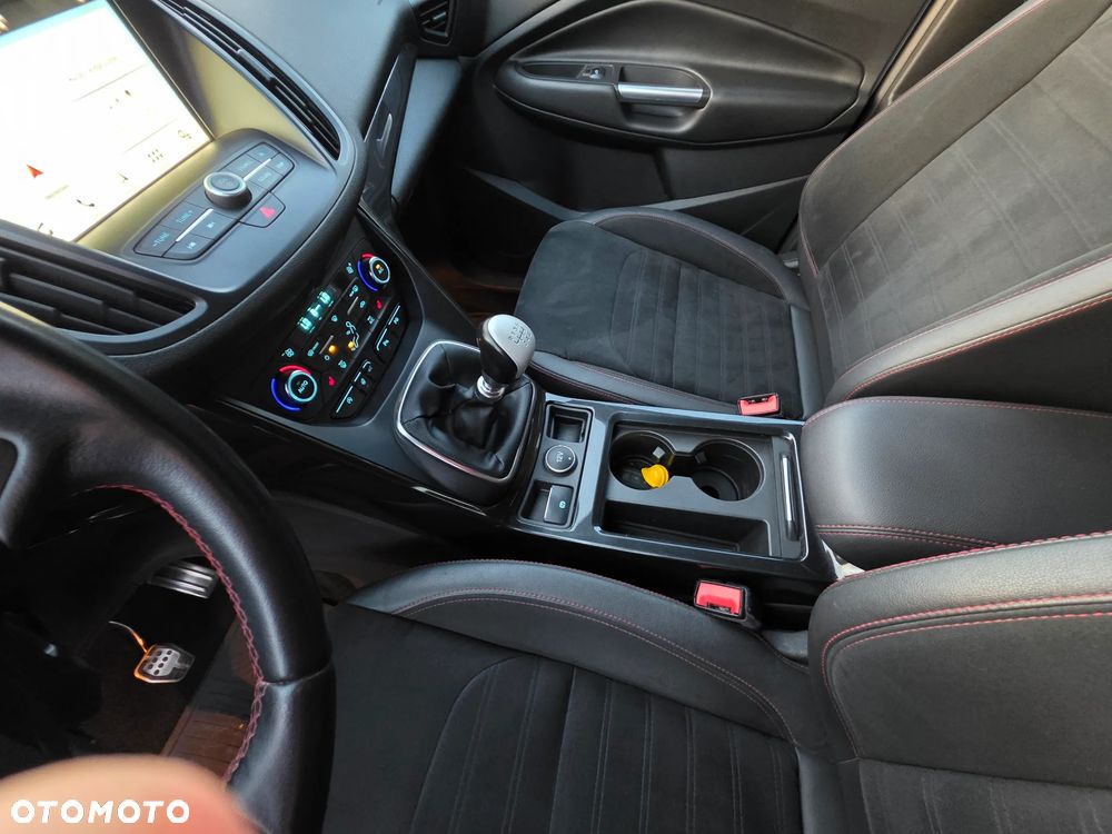 Ford Kuga - 6