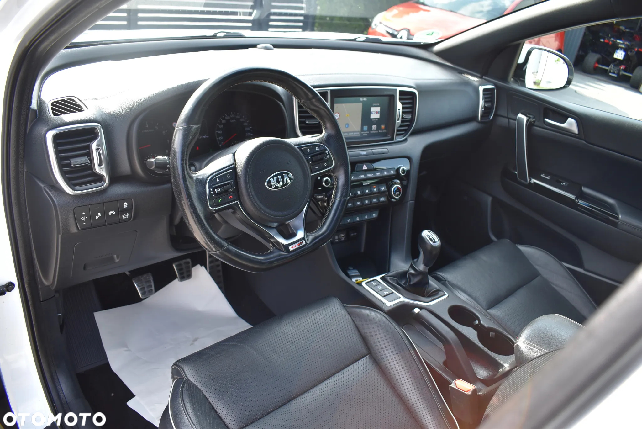 Kia Sportage 1.6 T-GDI AWD GT LINE - 23