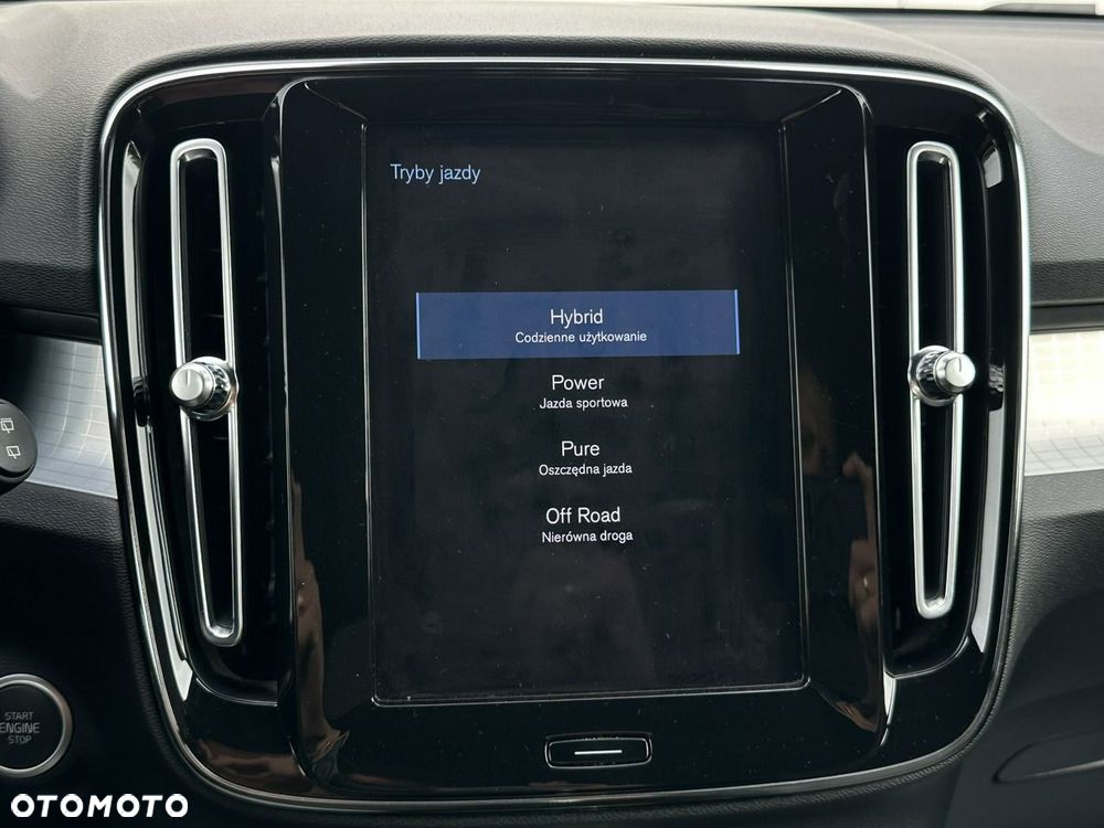Volvo XC 40 T4 Plug-In Hybrid Core - 27