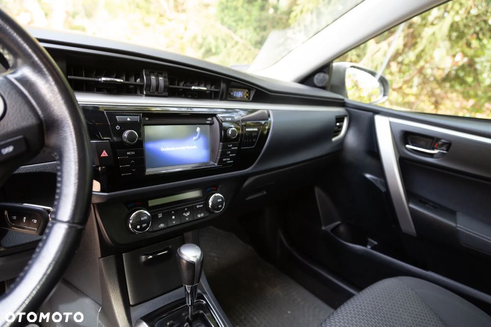 Toyota Corolla 1.6 Prestige MM - 24