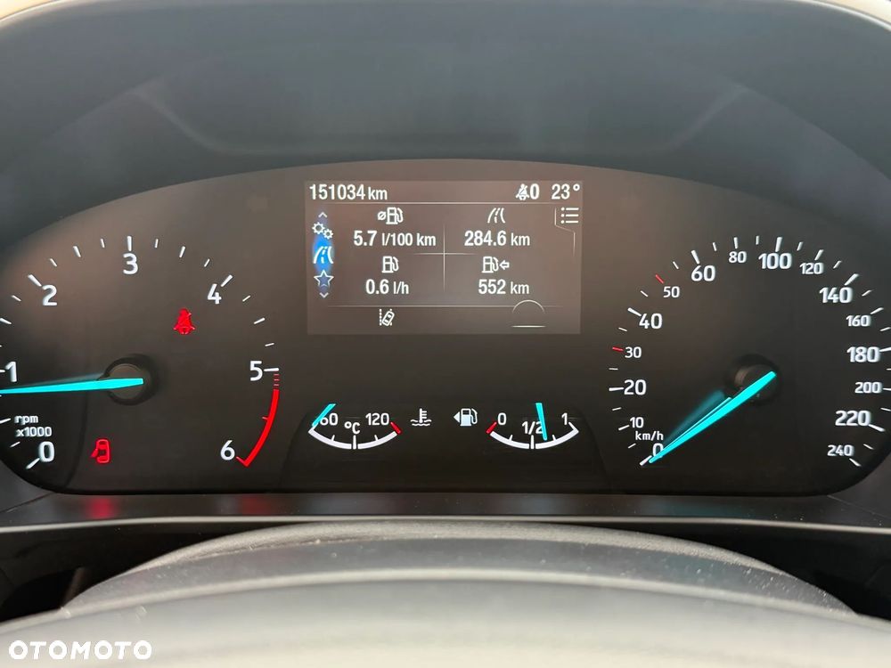 Ford Focus 1.5 EcoBlue Start-Stopp-System COOL&CONNECT - 14