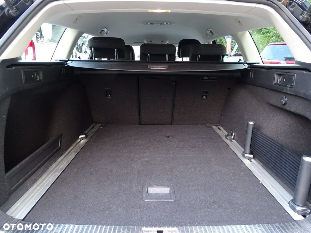 Volkswagen Passat - 40