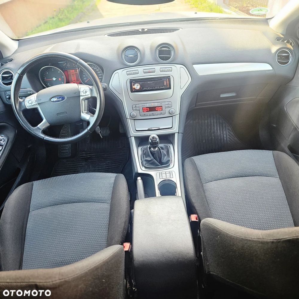 Ford Mondeo SW 2.0 TDCi Business Edition - 16