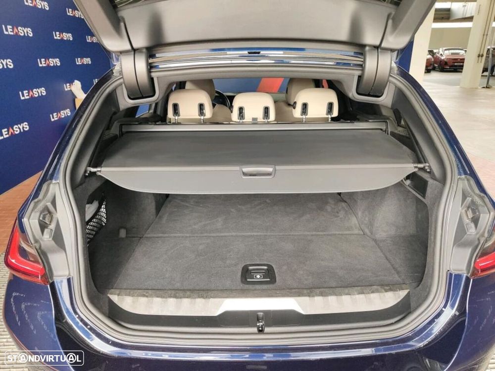 BMW 320 e Pack Desportivo M Auto - 6