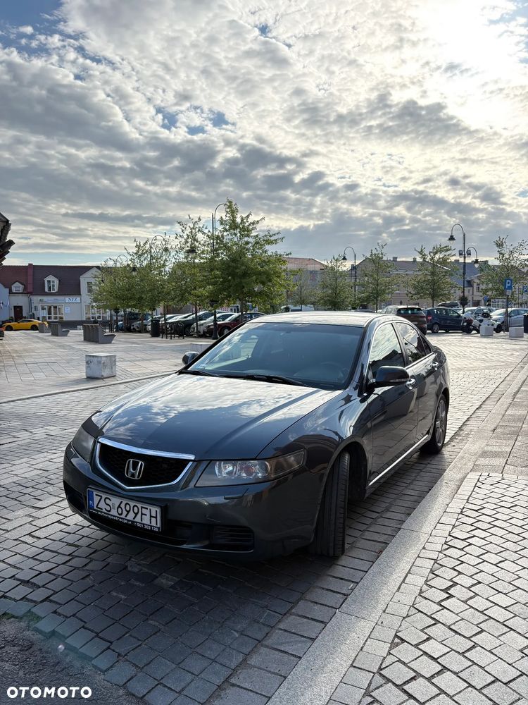 Honda Accord 2.0 Comfort - 9