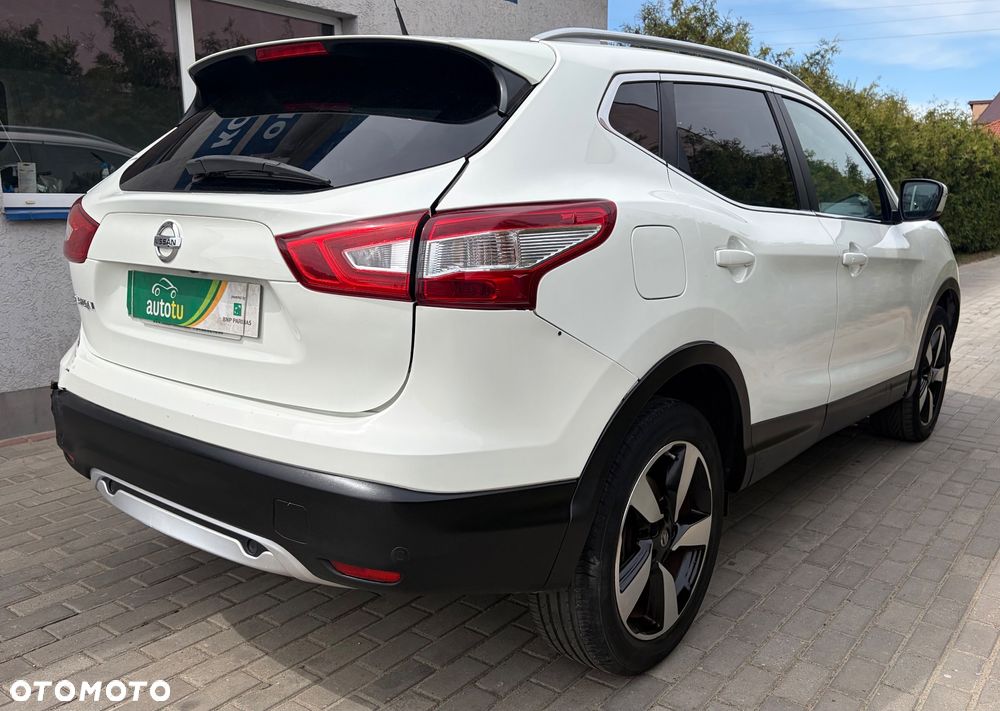 Nissan Qashqai - 10