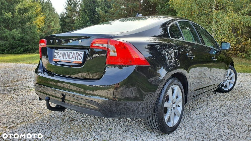 Volvo S60 D3 Geartronic Momentum - 3
