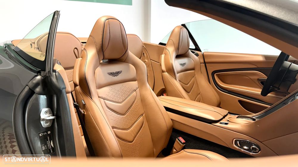 Aston Martin DBS Volante Superleggera - 26