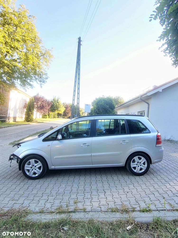Opel Zafira 1.8 16V - 2