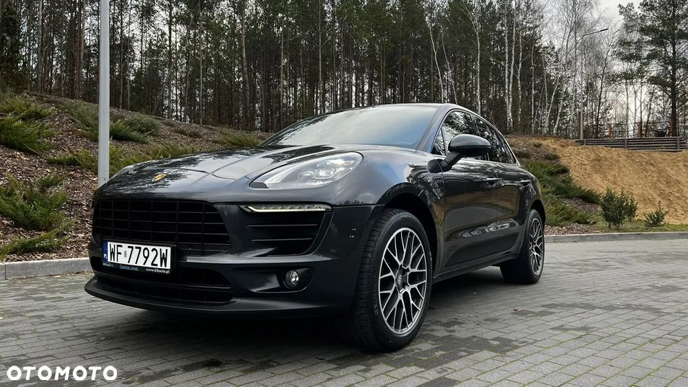 Porsche Macan - 1