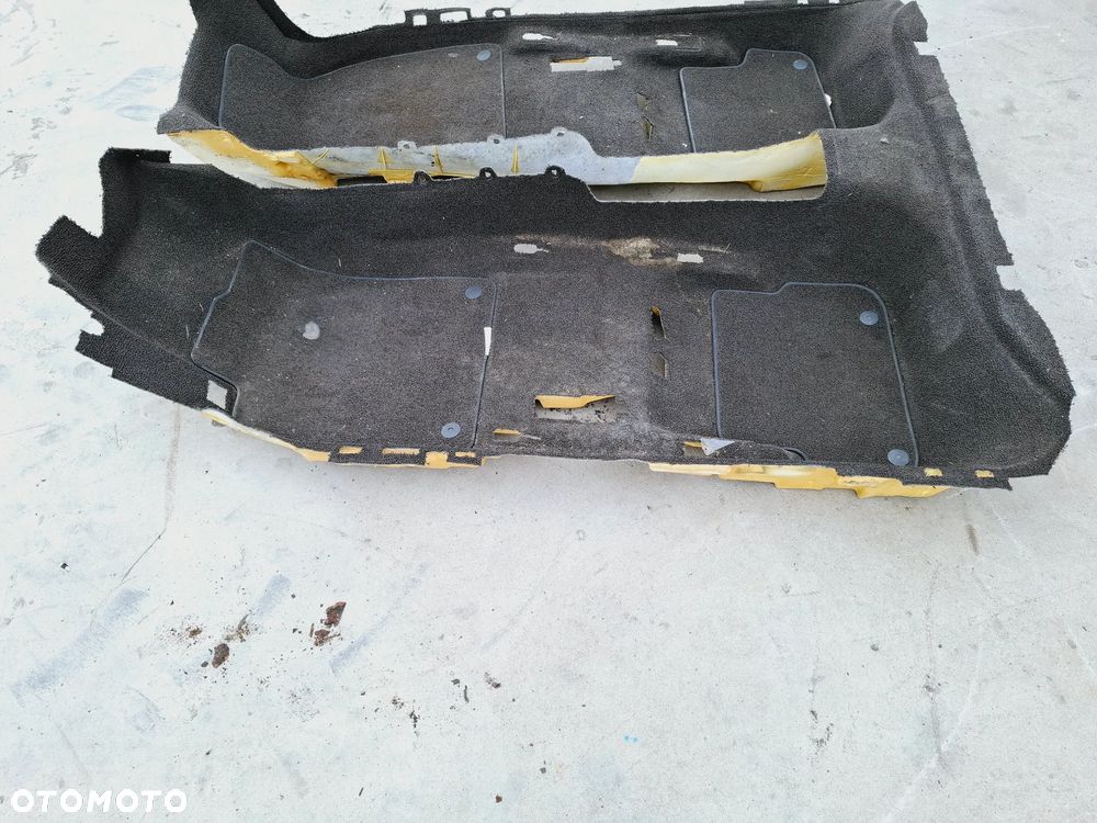 Dywan Wykładzina Dywaniki Podłoga Brąz Brązowy Audi A6 C6 Allroad 4F1863021 - 2
