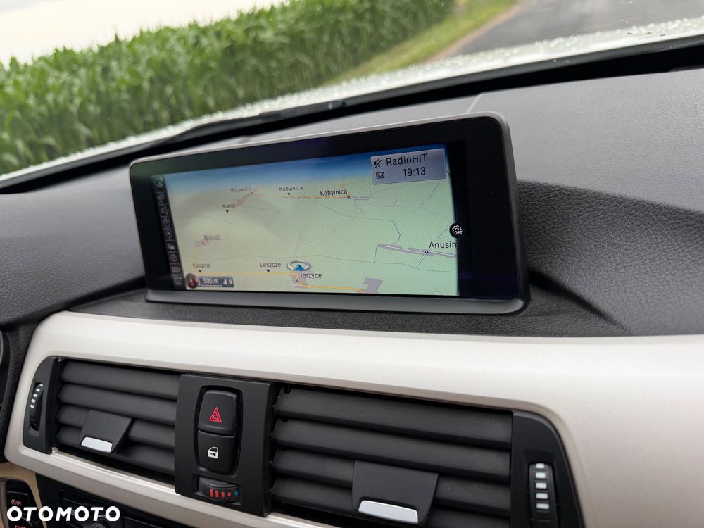 BMW Seria 3 - 18