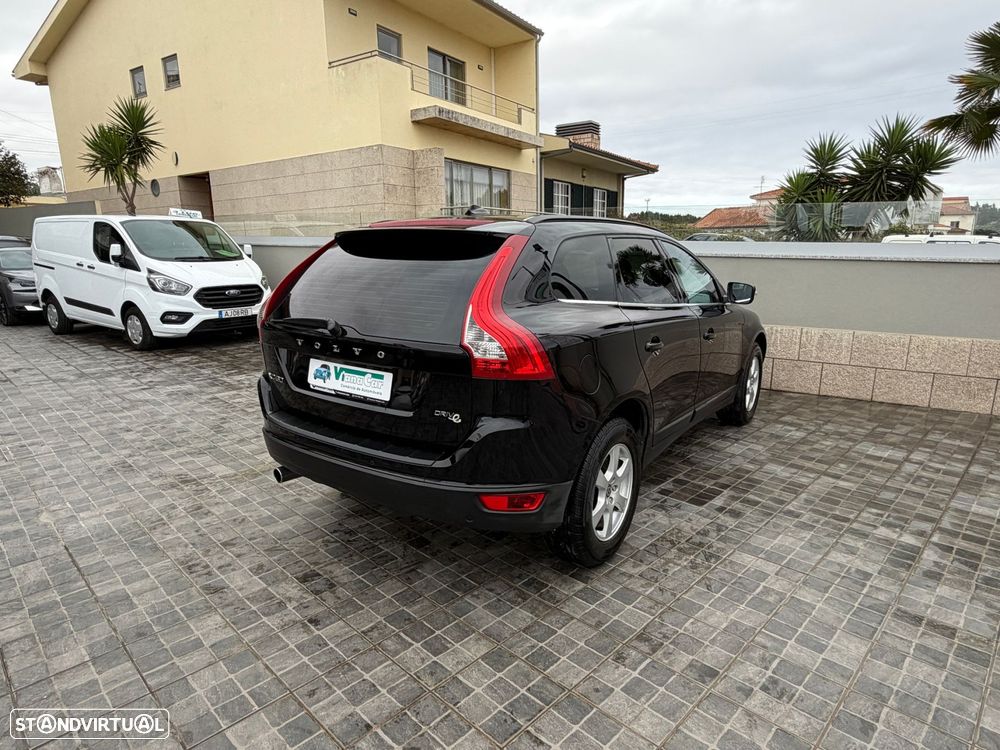 Volvo XC 60 2.0 D3 Drive Momentum - 8