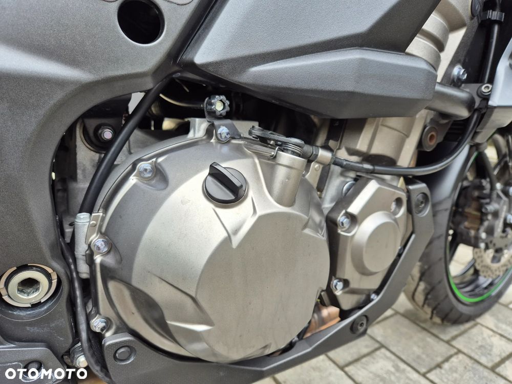 Kawasaki Versys 1000 - 13